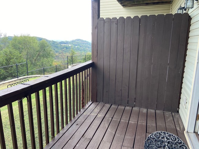 Building Photo - Condominium in Sycamore Ridge