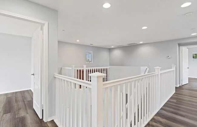 Building Photo - 6825 Tahoe Way