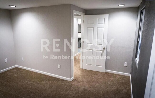 Building Photo - Spacious 4-Bedroom Duplex Near Anschutz Medical Campus – Available Now!