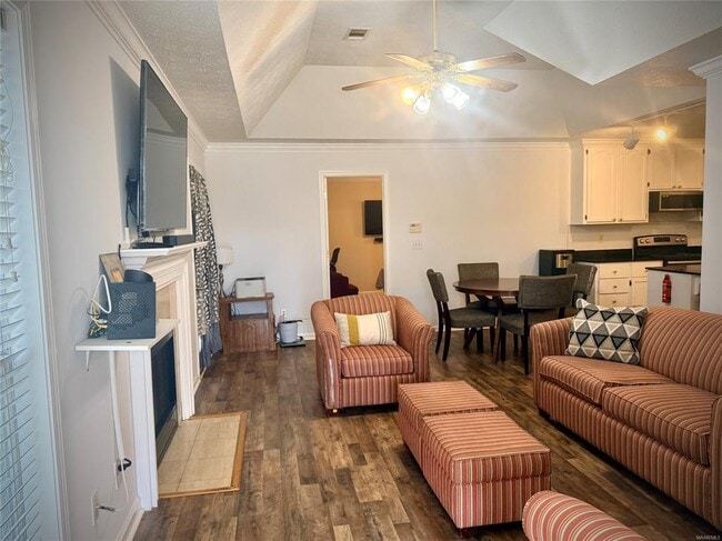 Building Photo - 8928 Asheville Dr