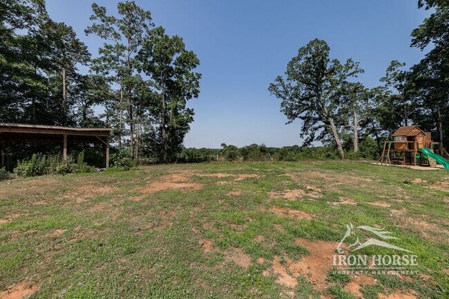 Building Photo - 501 Spratlin Dr