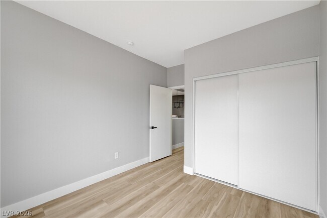 Building Photo - 673 Peachy Canyon Cir