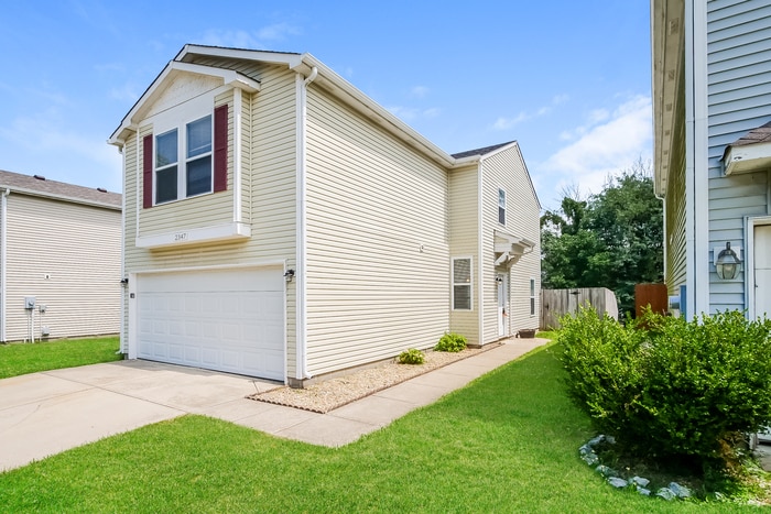 Building Photo - 2347 Layton Ln