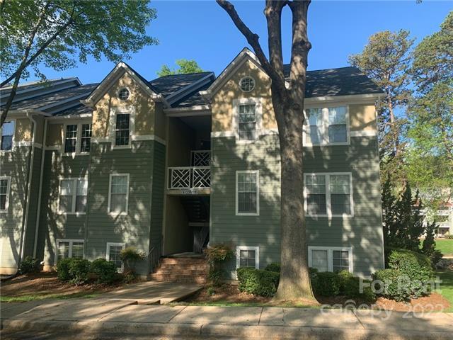 Building Photo - 19909 Henderson Rd