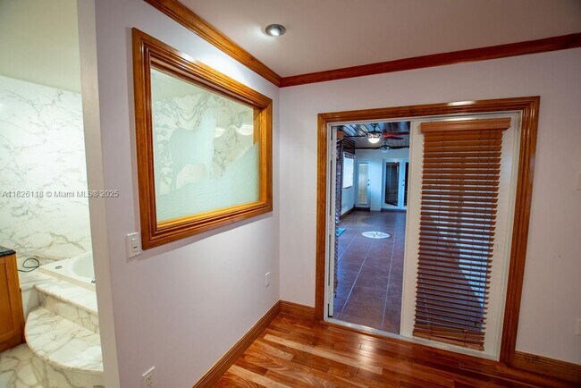 Building Photo - 1626 SW 139th Ave