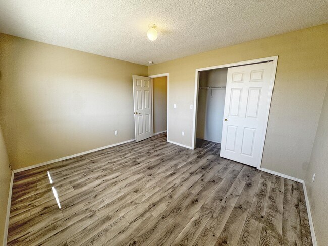 Building Photo - 1131 Pacaya Dr NW