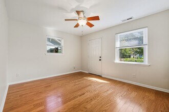 Building Photo - 1017 Onslow St