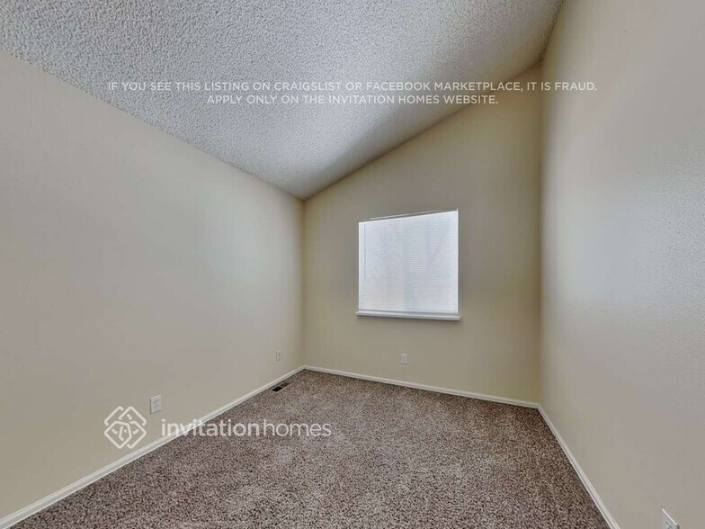 Building Photo - 3474 Foxridge Dr