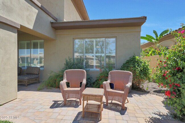 Building Photo - 1740 W Bartlett Way