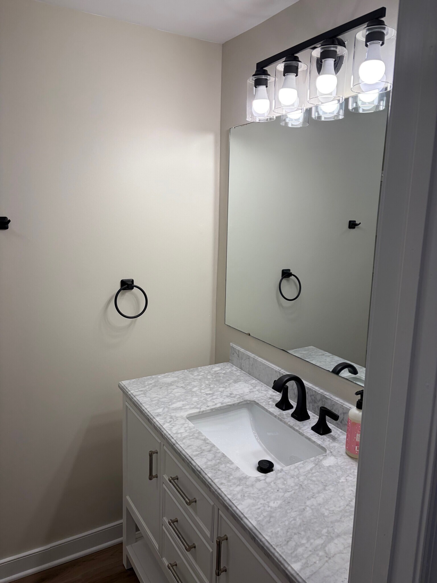 Building Photo - 9150 Gregory Dr