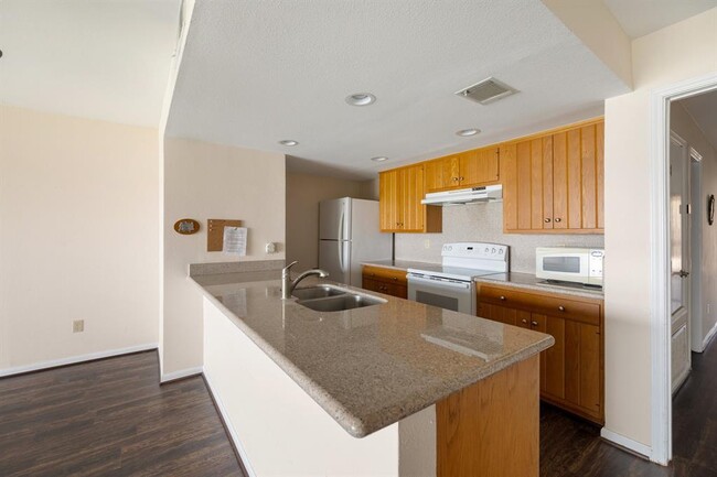 Building Photo - 15575 Marina Dr