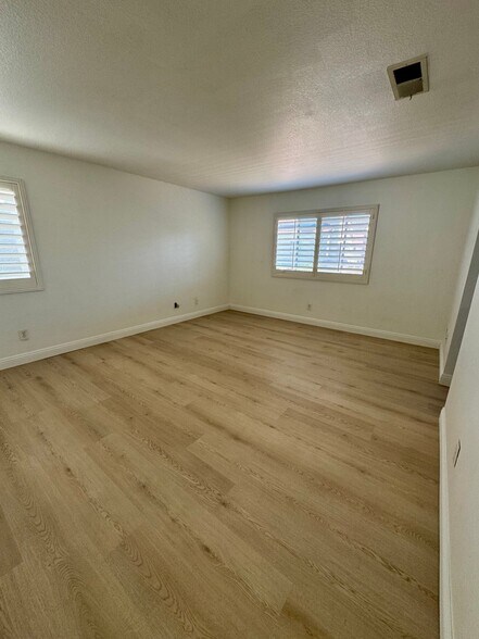 Building Photo - 15 Ametrine Way
