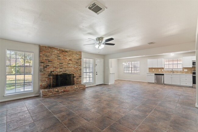 Building Photo - 17923 Beaver Creek Dr
