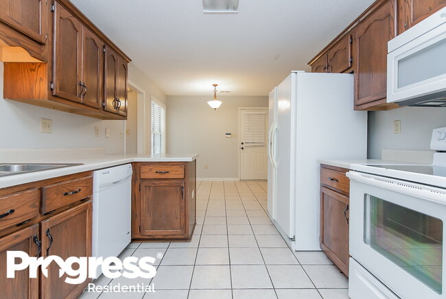 Building Photo - 3462 Clepsyda Dr