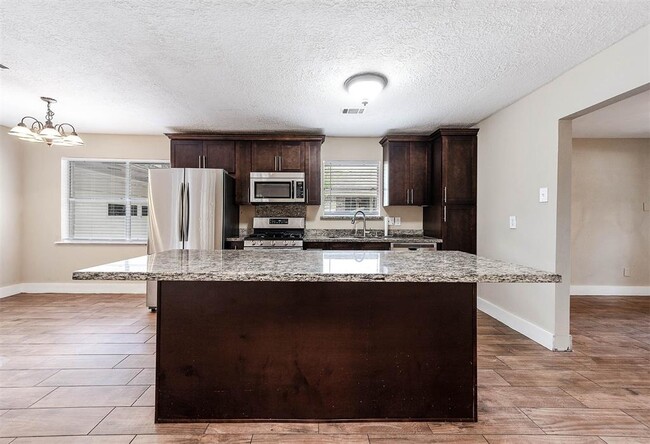 Primary Photo - 10715 Elmdale Dr