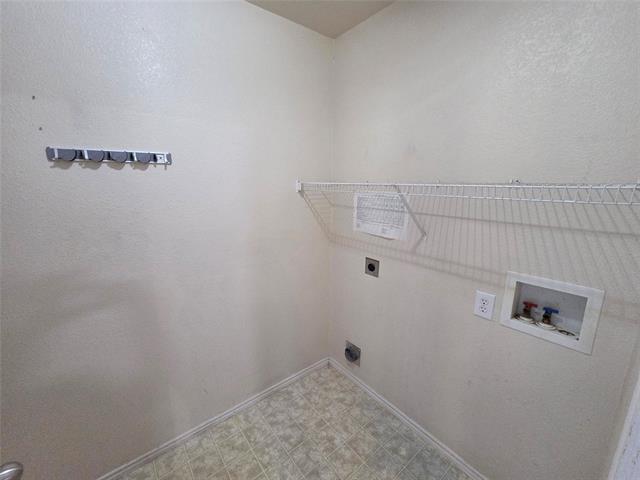 Building Photo - 8409 Cotton Valley Ln