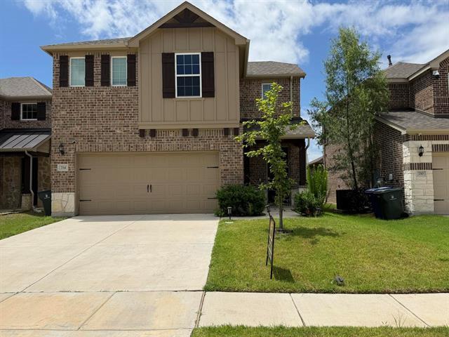 Building Photo - 714 Creekwater Ln