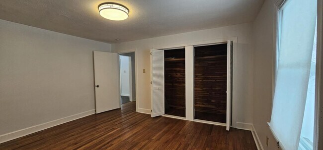 Building Photo - Peaceful Country Living Just Minutes from Nashville!