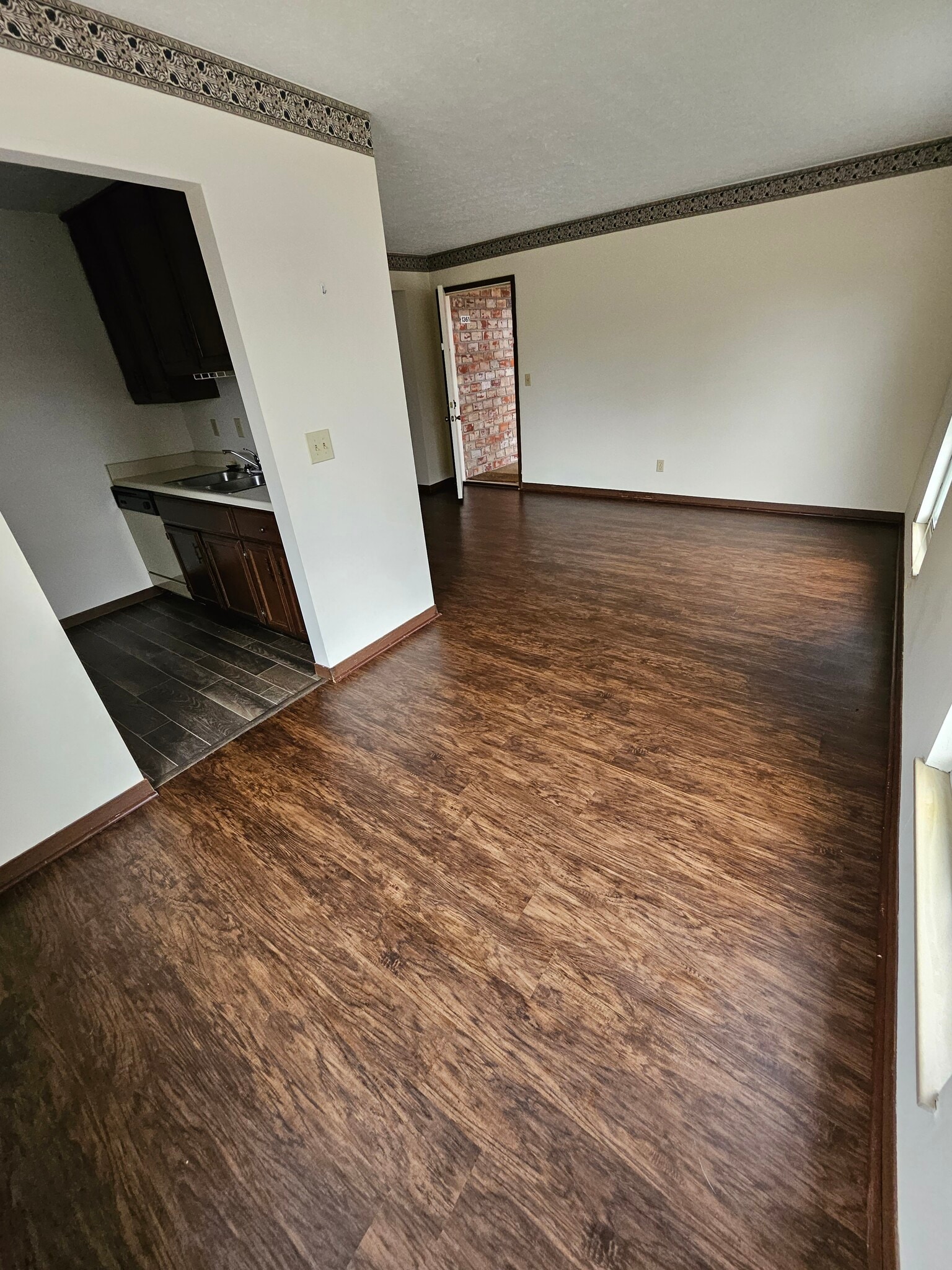 Building Photo - 1361 Callie Rd