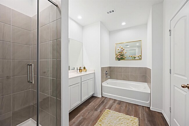 Building Photo - 6011 Bella Breeze Dr