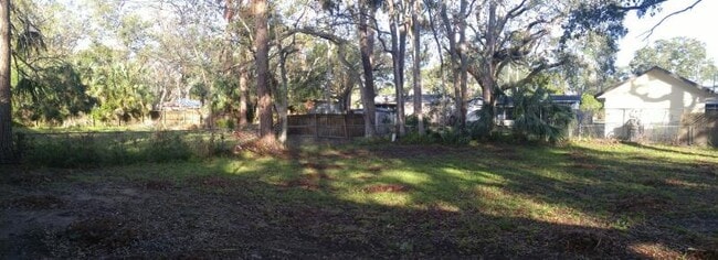 Building Photo - 556 Lambright Rd