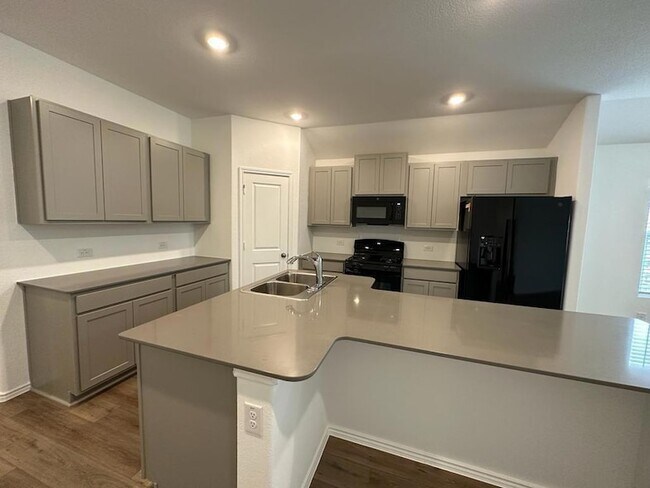 Building Photo - 365 Sonterra Dr