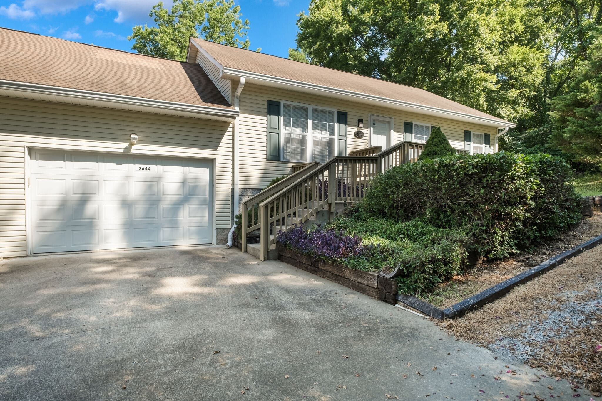 Building Photo - 2644 Hibbitts Rd