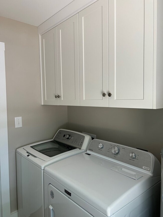 Building Photo - 1672 South Milledge Avenue