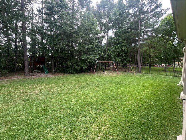 Building Photo - 28015 Buena Way