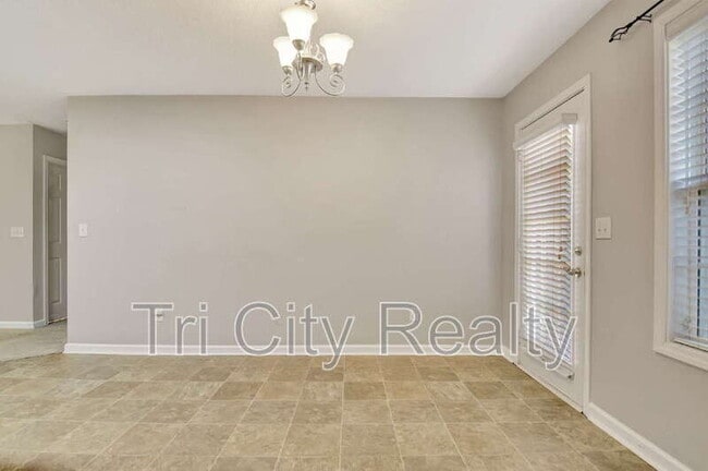 Building Photo - 289 Baldwin Ct