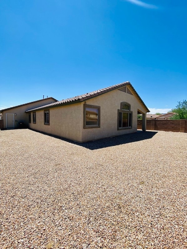 Building Photo - 8771 N Finfrock Dr