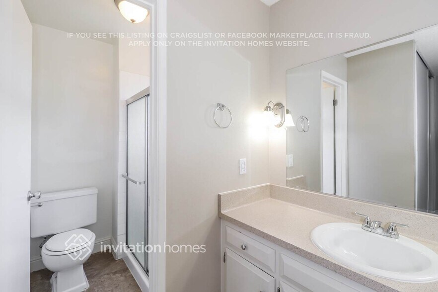 Building Photo - 2808 Notre Dame Dr