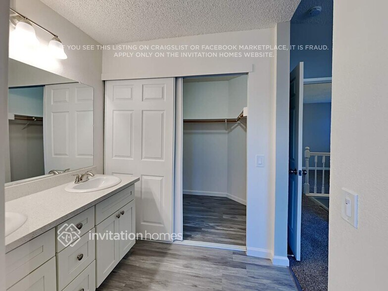 Building Photo - 8150 Great House Way