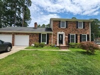 Building Photo - Staycation near everything Fayetteville