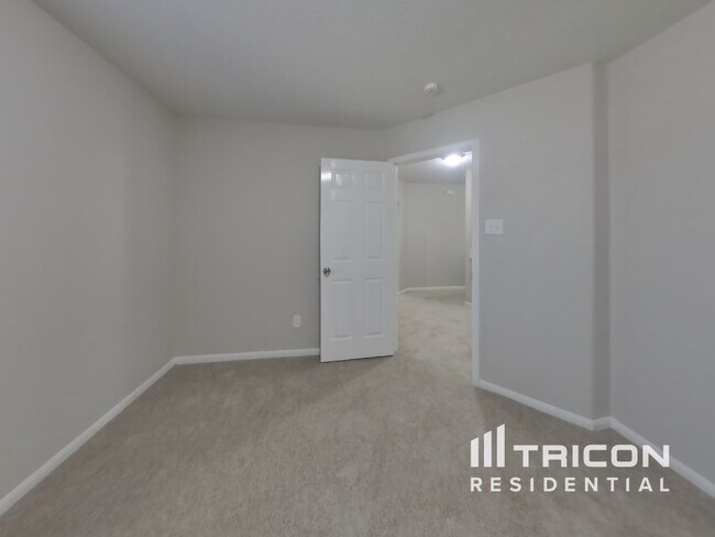 Building Photo - 12303 Kings Garden Ct