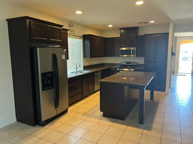 Building Photo - 2473 Scotscraig Ct