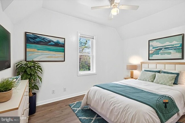 Building Photo - 1118 Sterling Ave