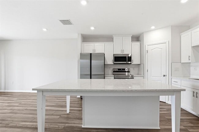 Building Photo - 10715 Ironwood Tree Wy