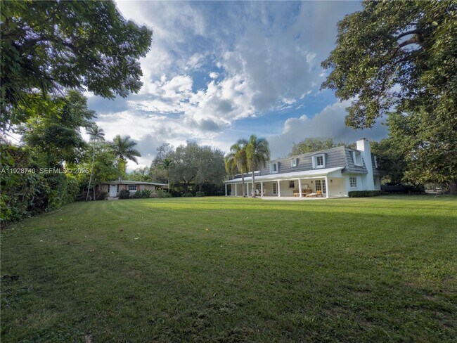 Building Photo - 730 SW 80th St