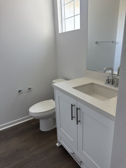 Building Photo - 32670 Ventura Ln