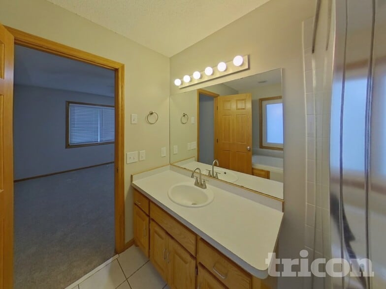 Building Photo - 19405 Baldwin Cir NW