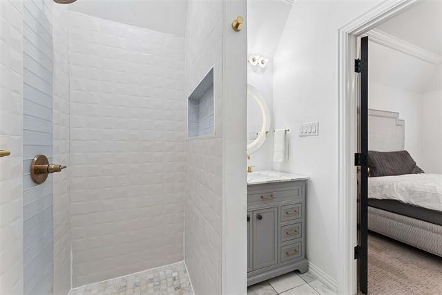 Building Photo - 2871 Creekwood Ln