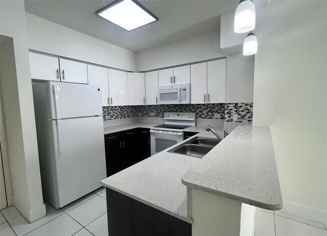Primary Photo - 2601 NW 16th St Rd