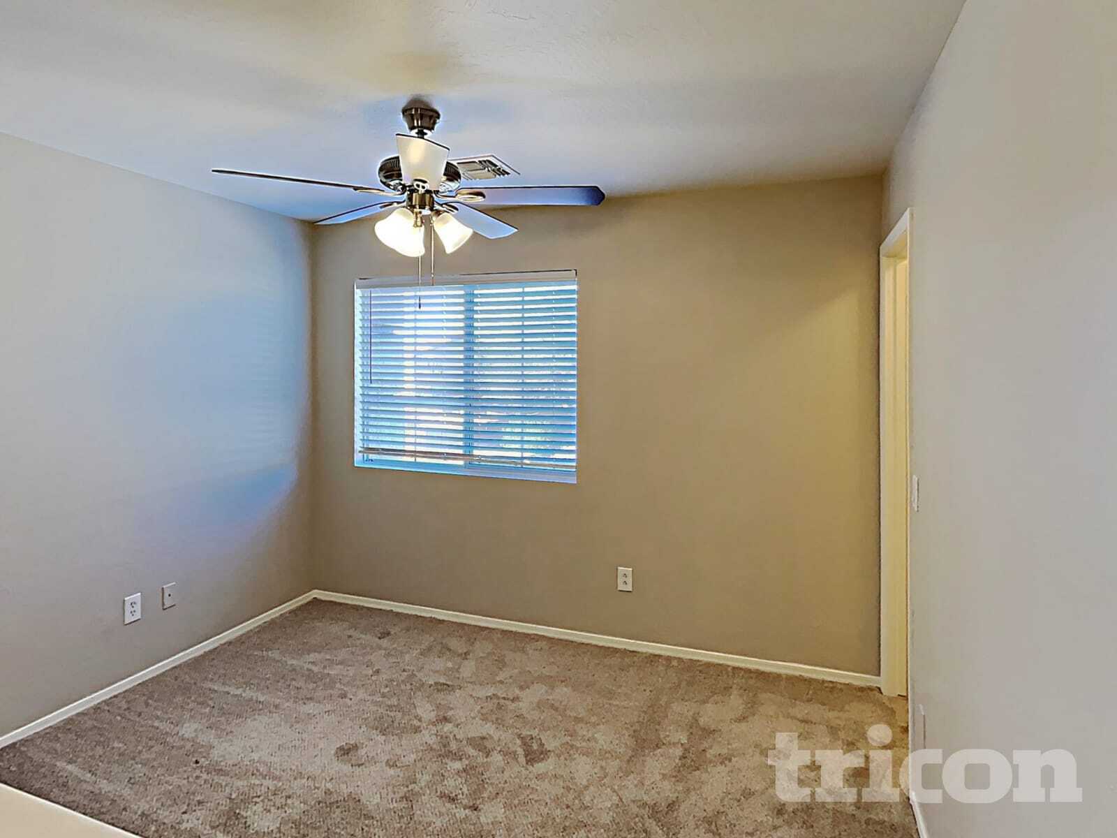 Building Photo - 999 E Stardust Way