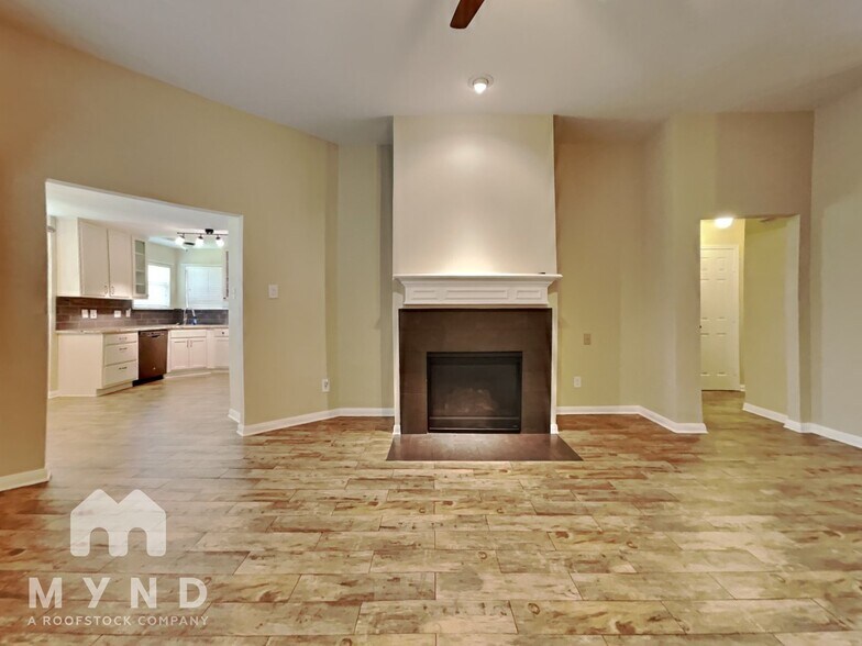 Building Photo - 2810 Orchid Tree Ln
