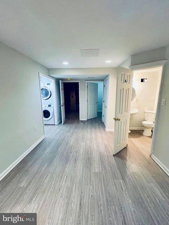 Building Photo - 747 Seawall Rd