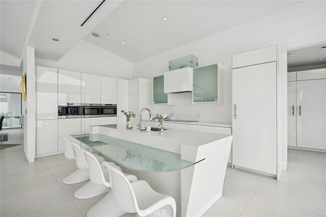 Building Photo - 4607 Perham Rd