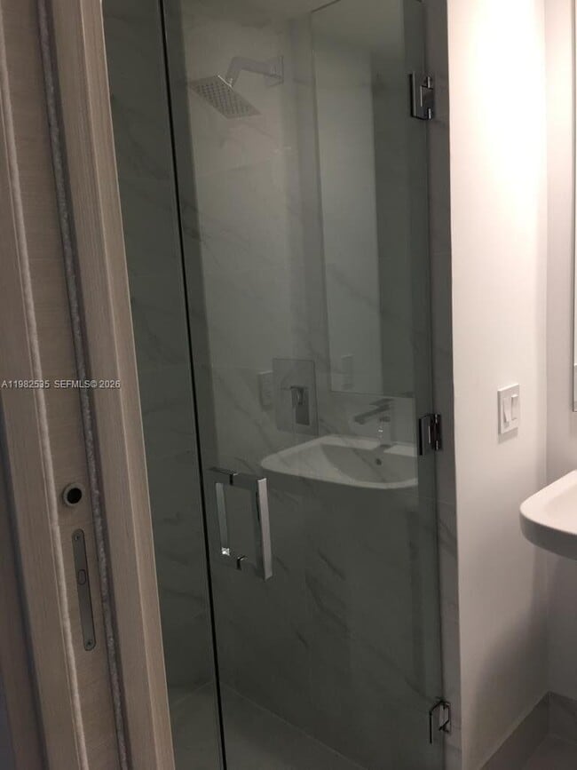 Building Photo - 801 S Miami Ave