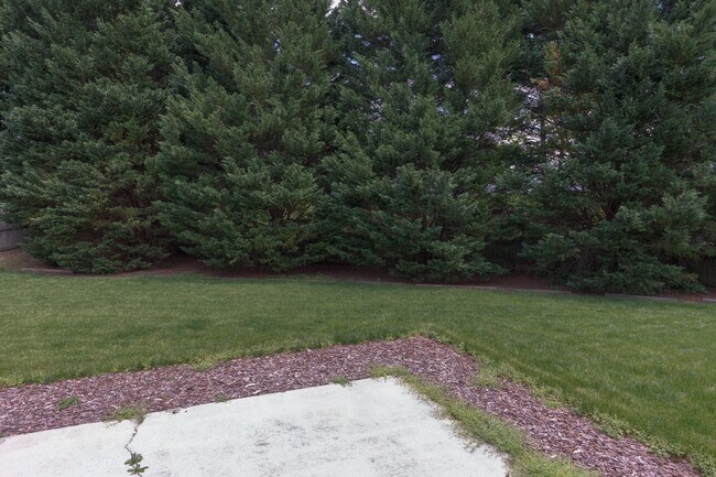 Building Photo - APPLICATIONS PENDING! Maintenance-free 3 b...