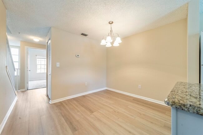 Building Photo - 4000 Grande Vista Blvd